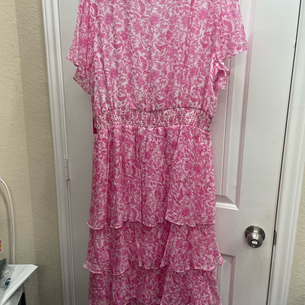 NWT Vince Camuto Pink Floral Tiered Pullover Midi Dress Size 16 - Picture 4 of 9